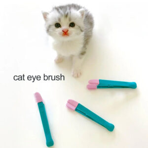 Super awesome cat eye brush for removing goopies